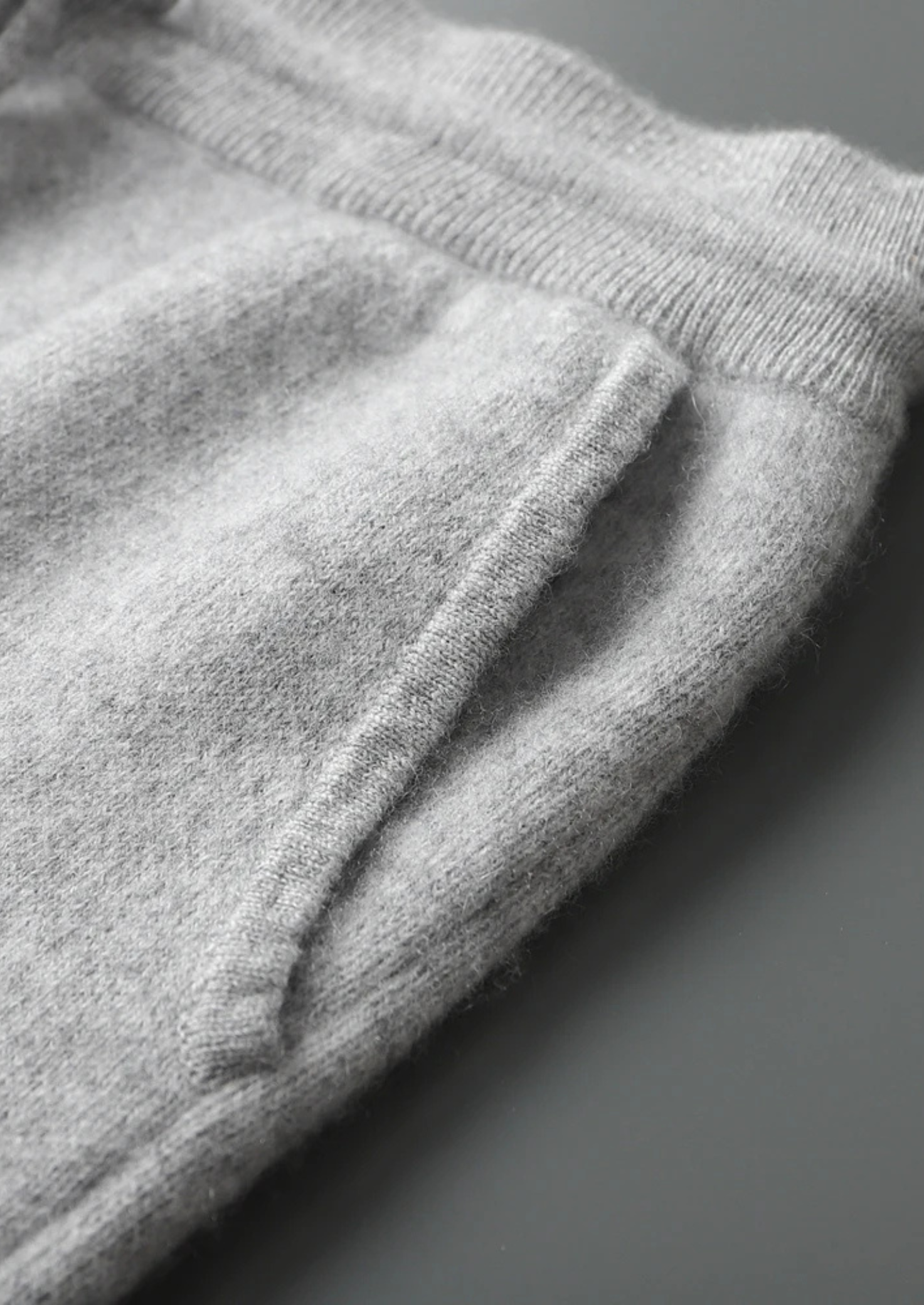 PREMIUM CASHMERE LEISURE SET